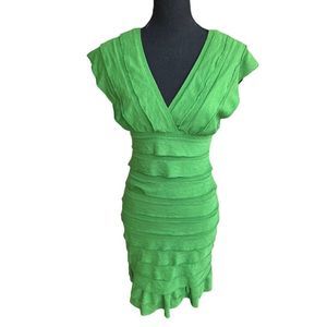 Max Studio Women's Green Tiered Ruffle V Neck Dress Size Small